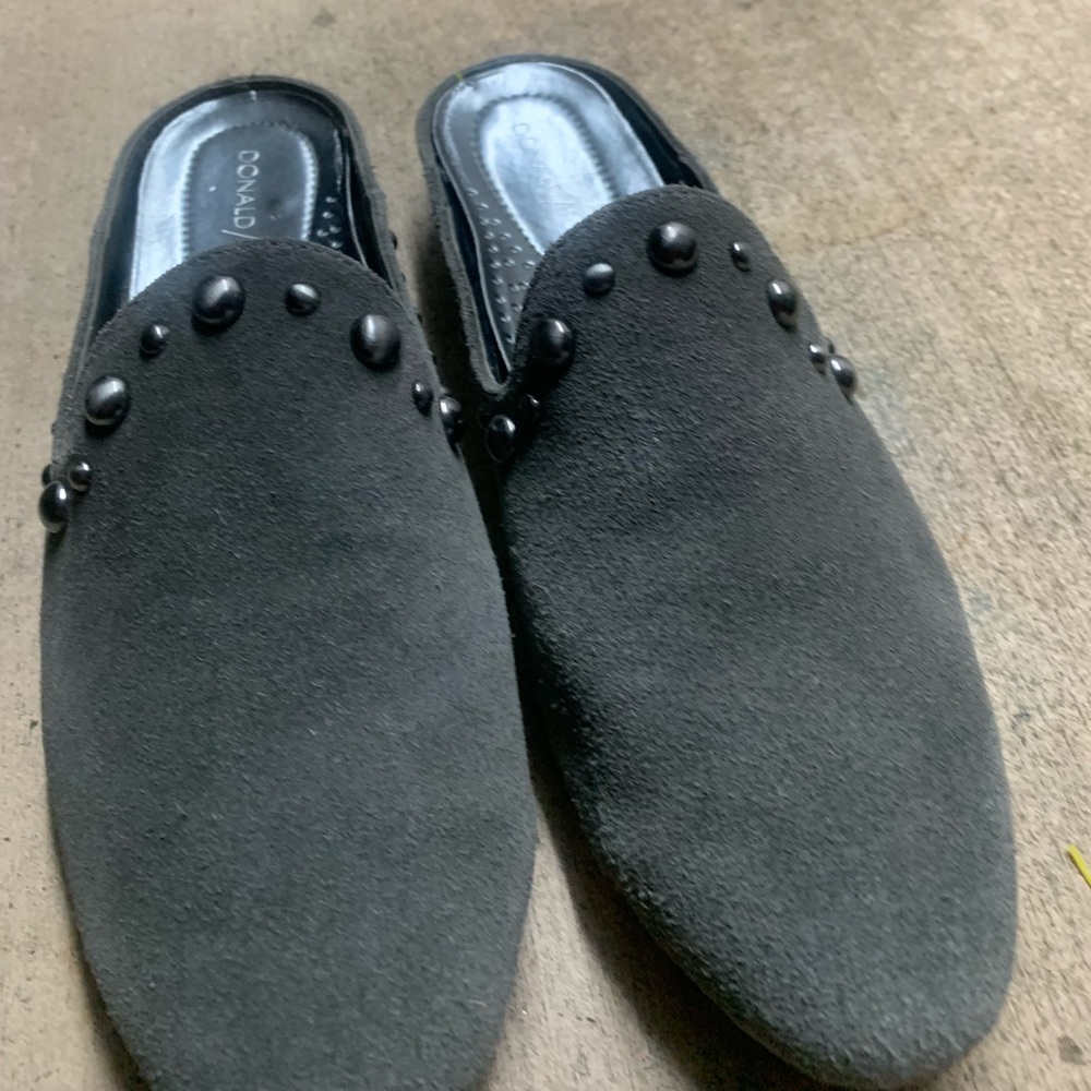 Donald Pliner mules